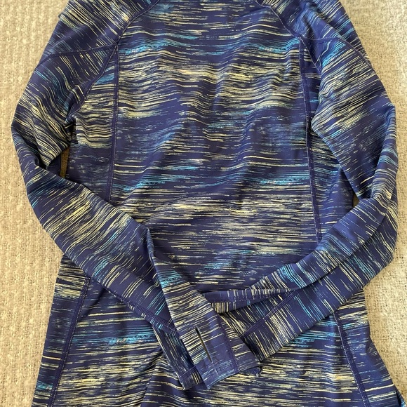 Under Armour heat gear 1/4 zip mock neck top blue and yellow - Picture 3 of 5